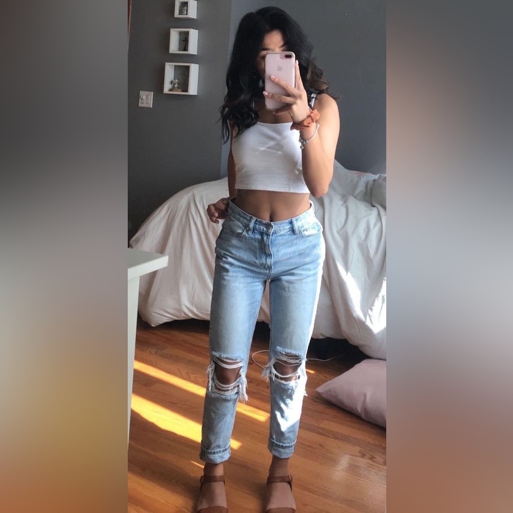 American Eagle Mom Jeans